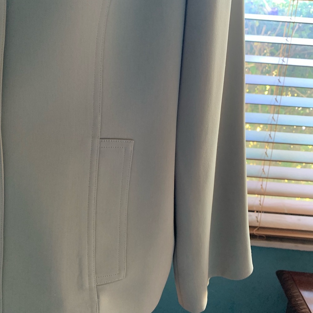 Excellent Blazer - Picture 3 of 8